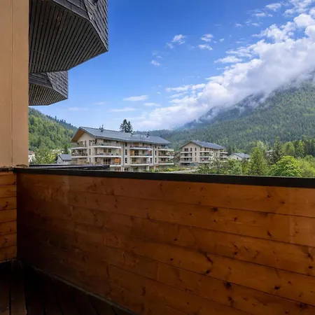 Grand Roc - Campanules 325 - Happy * Chamonix
